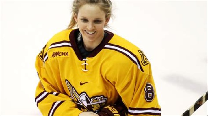 Amanda Kessel Biography, Age, Height, Husband, Net Worth, Family