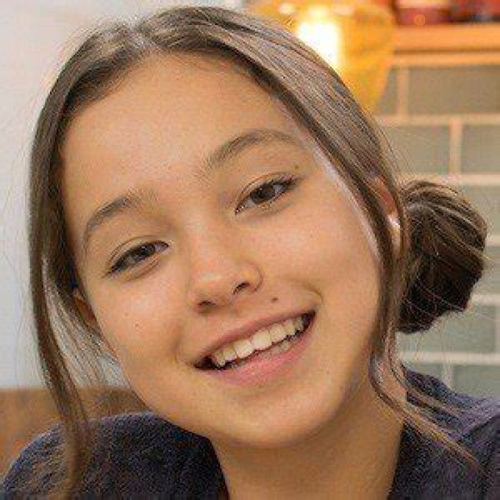 Amber Kelley (YouTube Star) - Age, Birthday, Bio, Facts, Family, Net Worth, Height & More