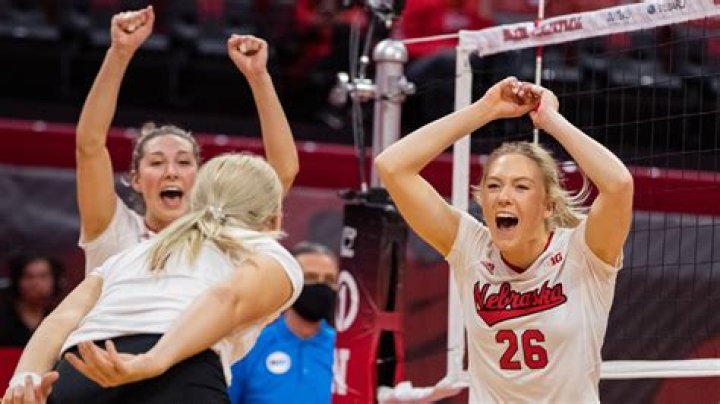 Amber Stivrins and Sister Lauren Stivrins ‘Siblings In Volleyball’