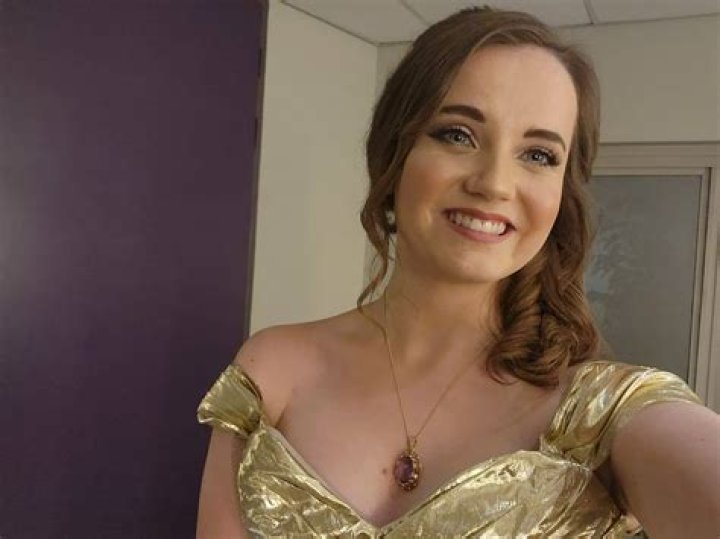 Amira Willighagen (Opera Singer) - Age, Birthday, Bio, Facts, Family, Net Worth, Height & More