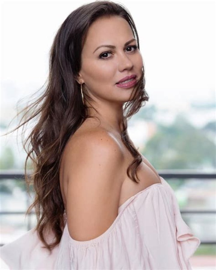 Anastasia Acosta Biography, Age, Height, Husband, Net Worth, Family