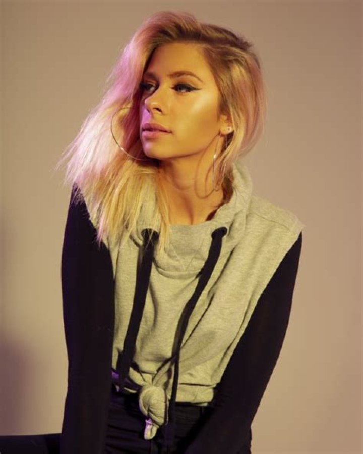 Andie Case Biography, Age, Height, Husband, Net Worth, Family