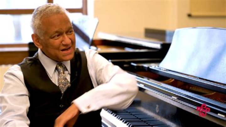 Andre Watts (Pianist) - Age, Birthday, Bio, Facts, Family, Net Worth, Height & More