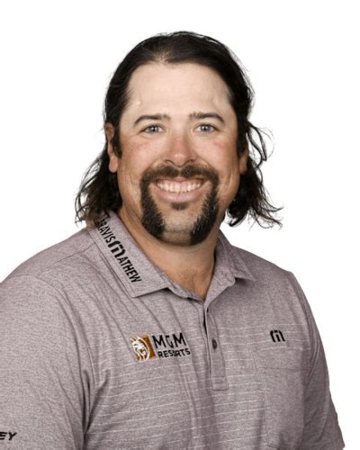 Andres Gonzales Biography, Age, Height, Wife, Net Worth, Family