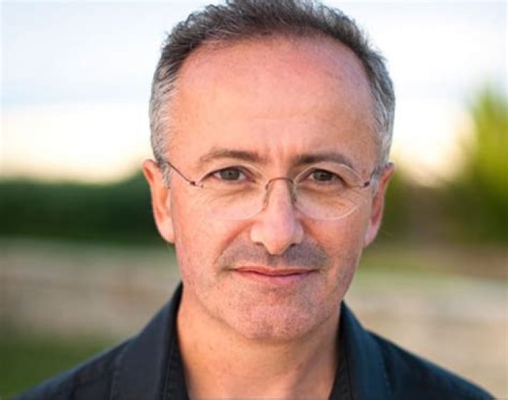 Andrew Denton (Comedian) - Age, Birthday, Bio, Facts, Family, Net Worth, Height & More