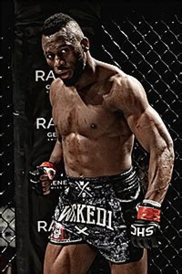 
Ange Loosa Height, Weight, Net Worth, Age, Birthday, Wikipedia, Who, Nationality, Biography 