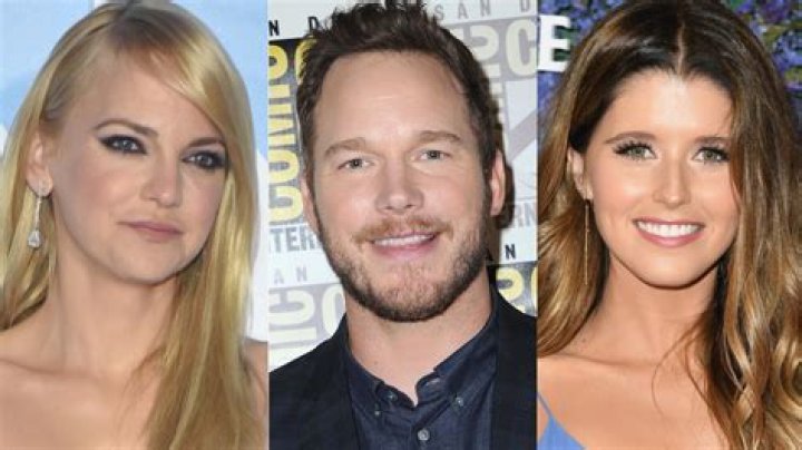 Amicable ExesAnna Faris Responds To Chris Pratt And Katherine Schwarzenegger Engagement