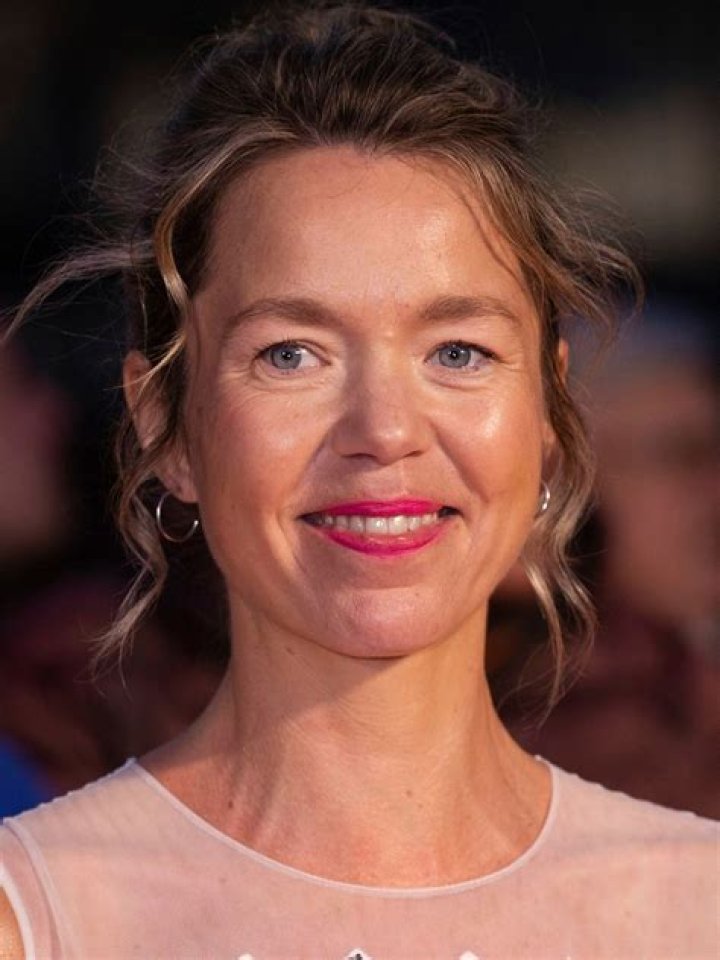Anna Maxwell Martin Biography, Age, Height, Husband, Net Worth, Family