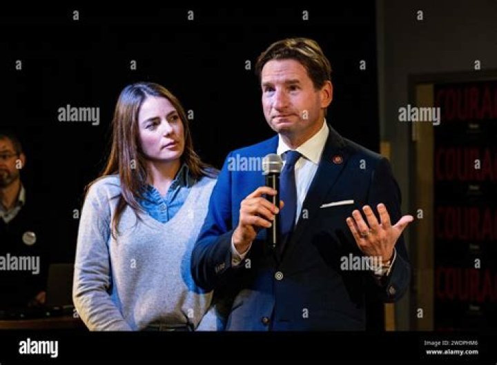 Annalise Glick (Dean Phillips’s Wife) Wiki, Age, Net Worth, Kids, Family, Biography & More