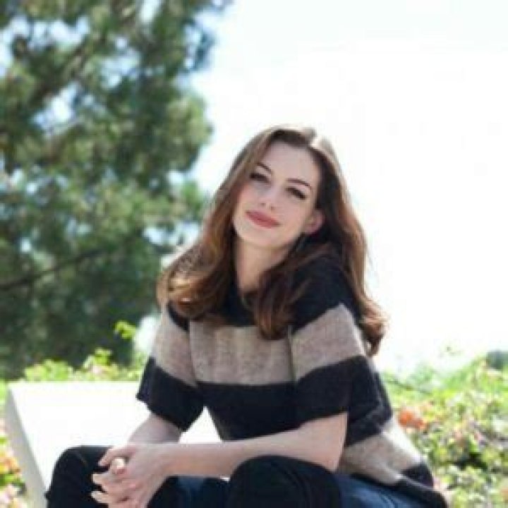 
Anne Hathaway Was Accused Of Being Suspected Of Cannibalism 