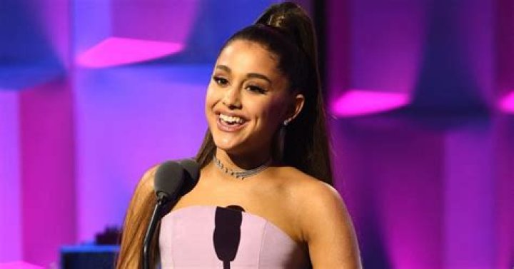 AwwAriana Grande Shares Her New Year’s Wish For Fans On Social Media After A Rough 2018