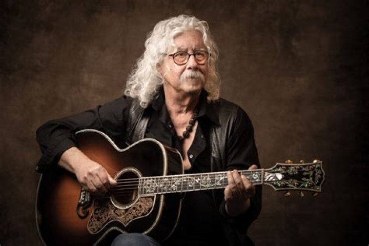 Arlo Guthrie (Country Singer) - Age, Birthday, Bio, Facts, Family, Net Worth, Height & More