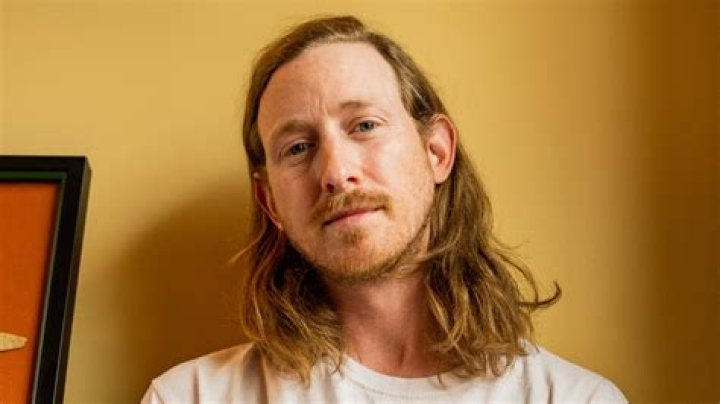 Asher Roth Biography, Age, Height, Wife, Net Worth, Family