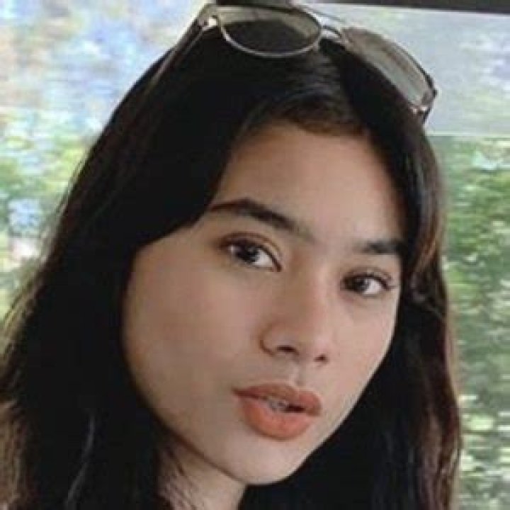 
Athalia Buswani Height, Weight, Net Worth, Age, Birthday, Wikipedia, Who, Nationality, Biography 