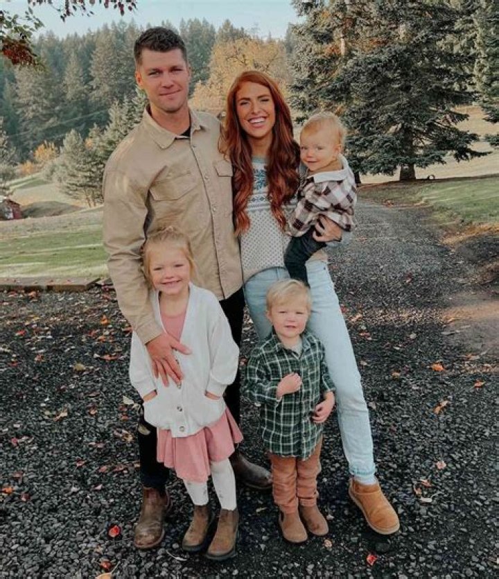 Who is Audrey Roloff? Wiki, Biography, Net Worth, Husband, Children, Age, Height, Family & More