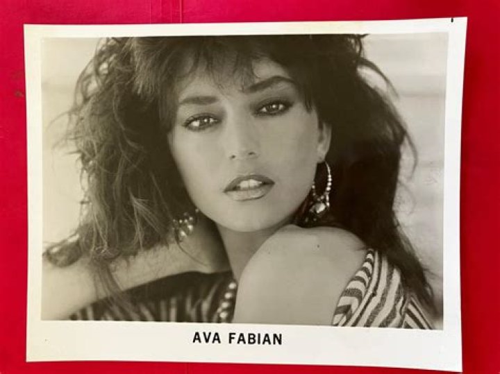 Ava Fabian Biography, Age, Height, Husband, Net Worth, Family