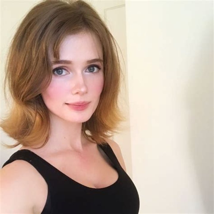 Avalon Warren (Instagram Star) - Age, Birthday, Bio, Facts, Family, Net Worth, Height & More