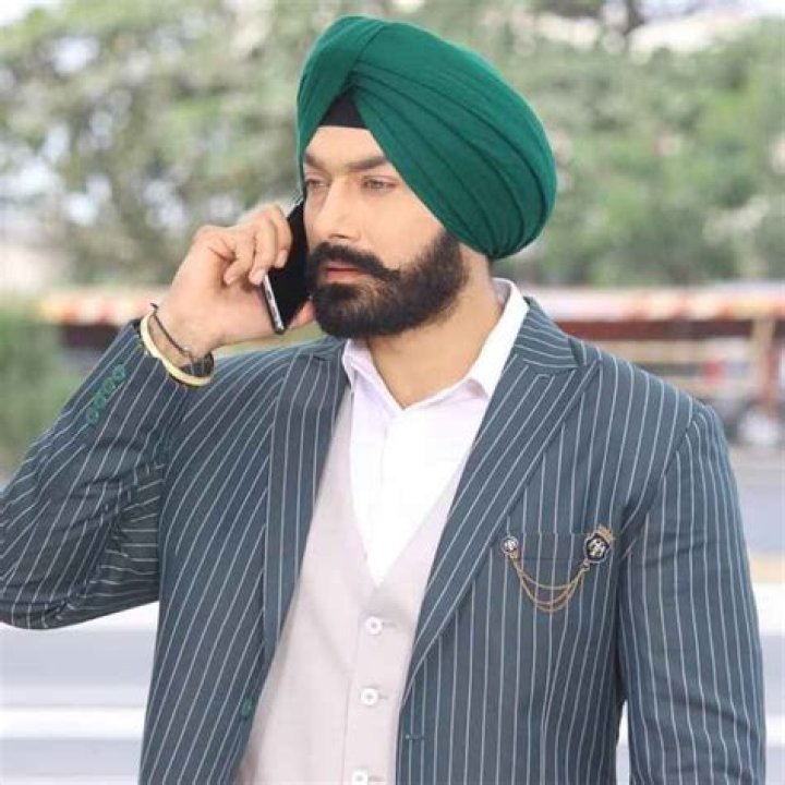 Avinesh Rekhi (TV Actor) - Age, Birthday, Bio, Facts, Family, Net Worth, Height & More