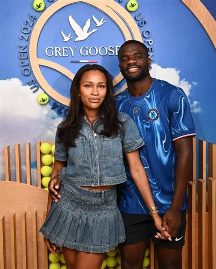 Ayan Broomfield Height, Weight, Net Worth, Age, Birthday, Wikipedia, Who, Nationality, Biography