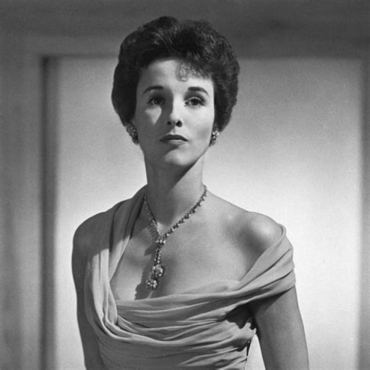Babe Paley (Model) - Age, Birthday, Bio, Facts, Family, Net Worth, Height & More
