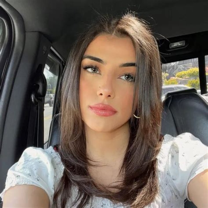 Babrak Akbari Height, Weight, Net Worth, Age, Birthday, Wikipedia, Who, Nationality, Biography