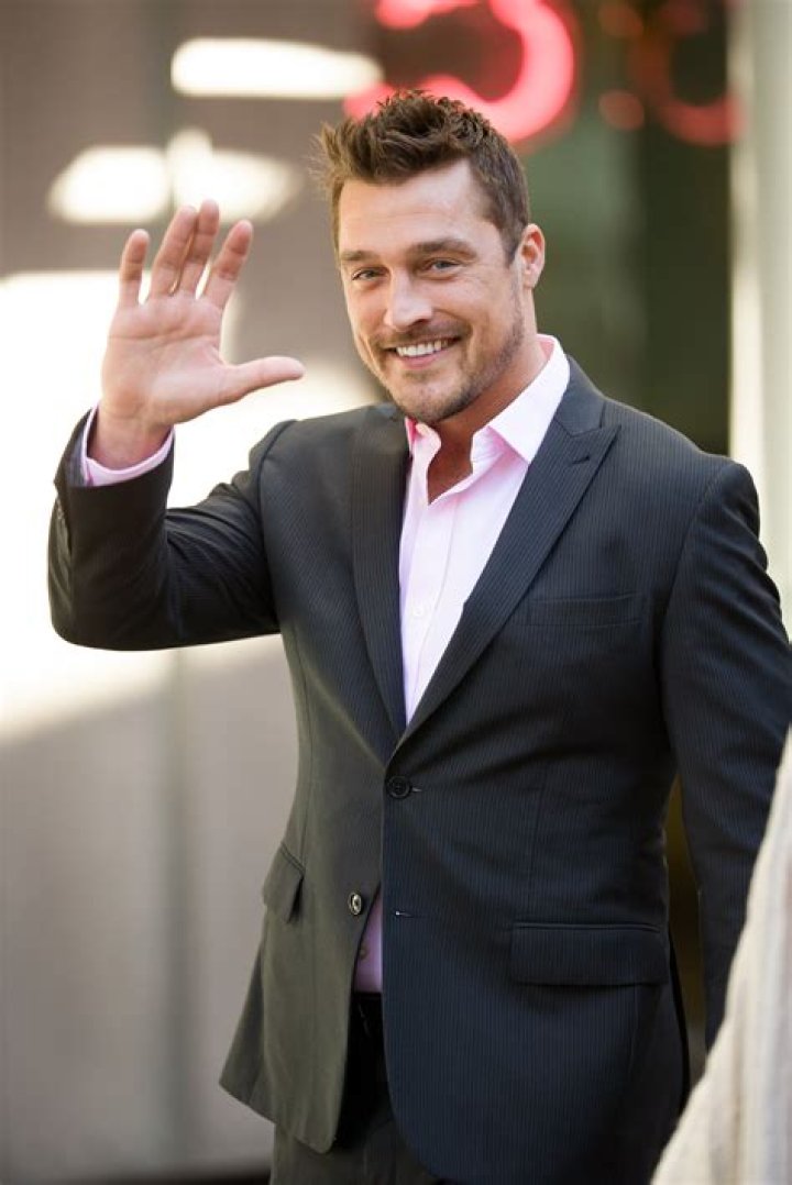 "She's Definitely Different"‘Bachelor’ Chris Soules Weighs in on “Crazy” Contestant Ashley Salter