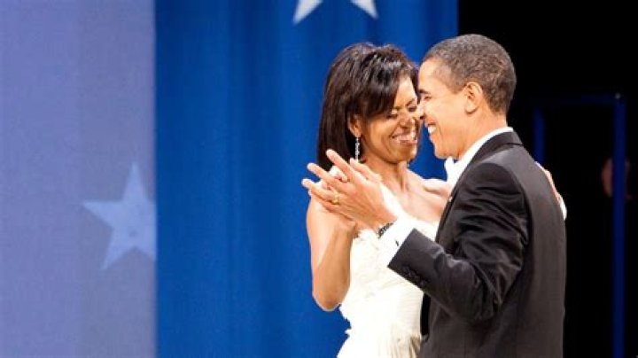
Barack and Michelle Obama Celebrate 30th Wedding Anniversary With Photo Tributes 