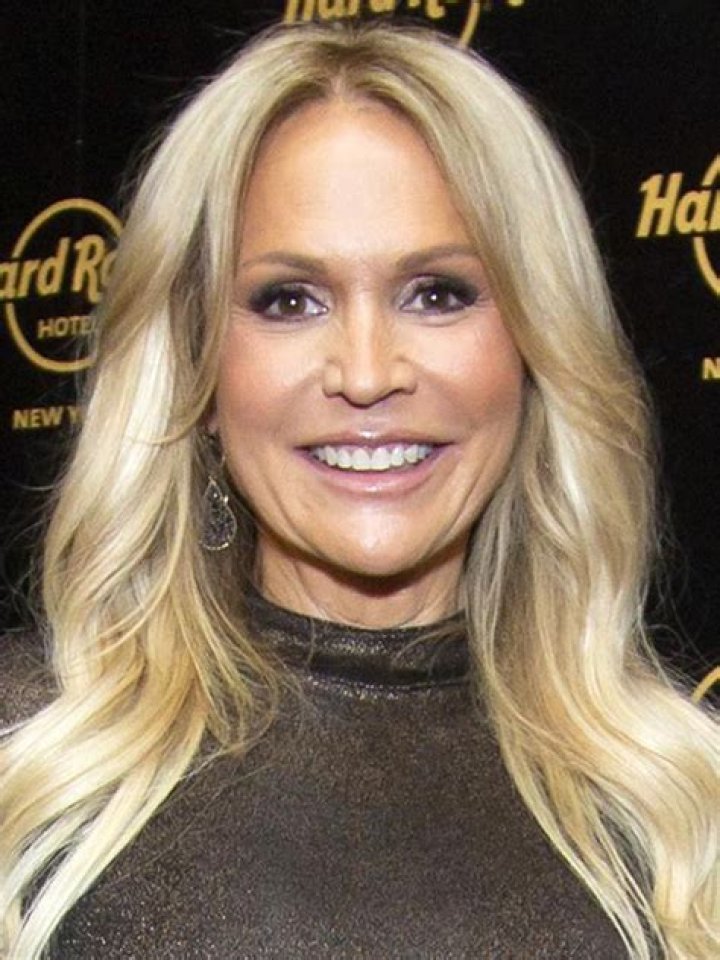 Barbara Alyn Woods (Movie Actress) - Age, Birthday, Bio, Facts, Family, Net Worth, Height & More