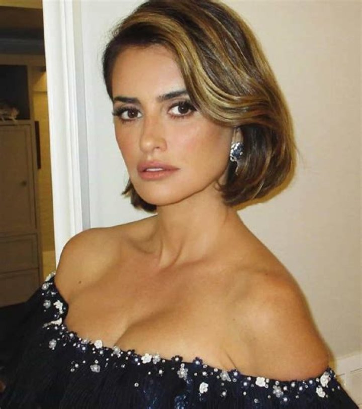 Bea de la Cruz Height, Weight, Net Worth, Age, Birthday, Wikipedia, Who, Nationality, Biography