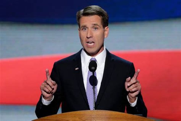 Beau Biden (Politician) - Age, Birthday, Bio, Facts, Family, Net Worth, Height & More