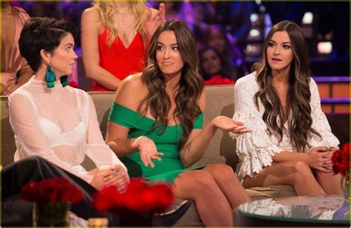 Colton Underwood’s Exes Becca Kufrin And Tia Booth Didn’t Appreciate Demi Shading Them On ‘The Bachelor’