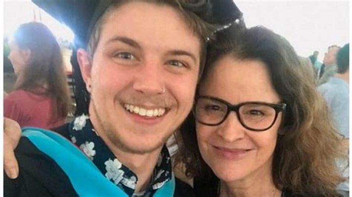 Beckett Lansbury Height, Weight, Net Worth, Age, Birthday, Wikipedia, Who, Nationality, Biography