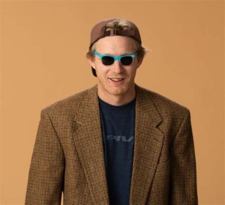 Bernard Kerr (Mountain Biker) - Age, Birthday, Bio, Facts, Family, Net Worth, Height & More