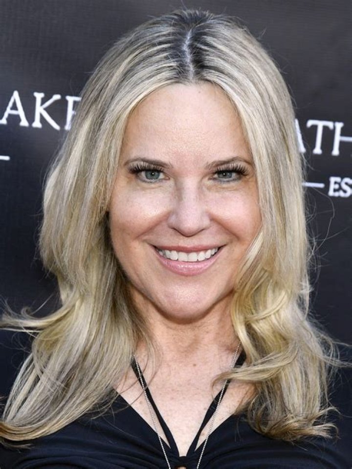 Beth Stolarczyk Biography, Age, Height, Husband, Net Worth, Family