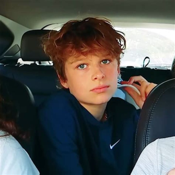 Biggy Norris (YouTube Star) - Age, Birthday, Bio, Facts, Family, Net Worth, Height & More