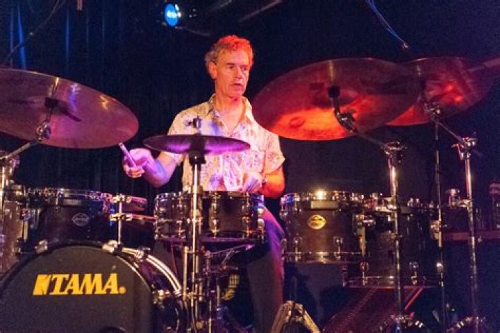 Bill Bruford Biography, Age, Height, Wife, Net Worth, Family