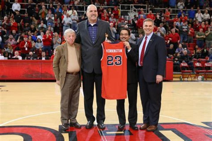 Bill Wennington Biography, Age, Height, Wife, Net Worth, Family