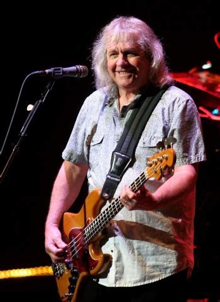 Billy Greer Biography, Age, Height, Wife, Net Worth, Family