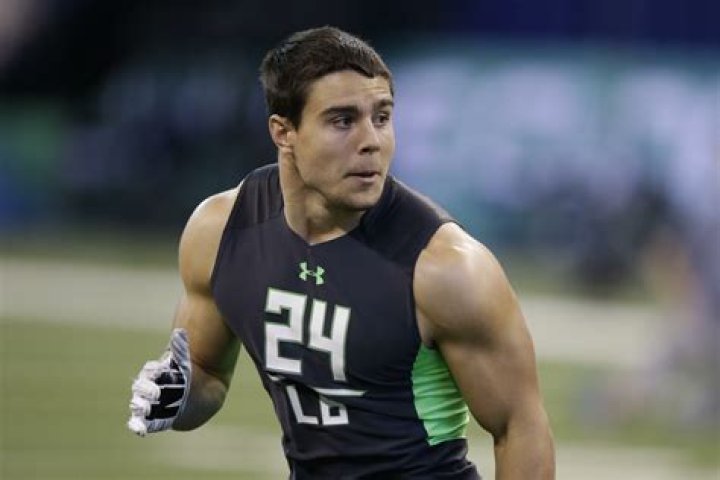 Blake Martinez Biography, Age, Height, Wife, Net Worth, Family