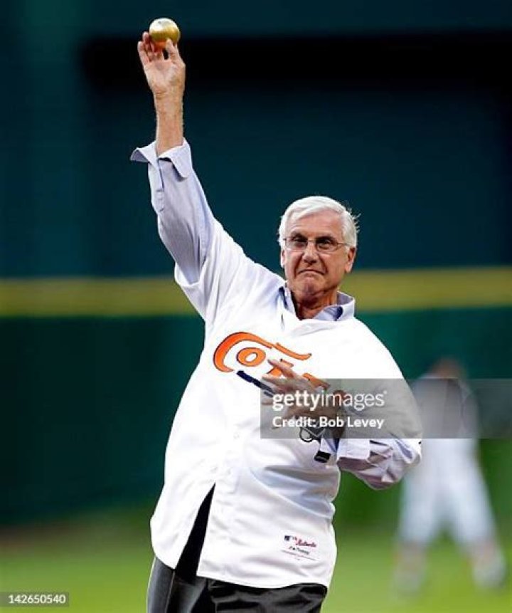 Bob Aspromonte Biography, Age, Height, Husband, Net Worth, Family