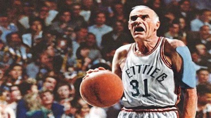 Bob Pettit (Basketball Player) - Age, Birthday, Bio, Facts, Family, Net Worth, Height & More