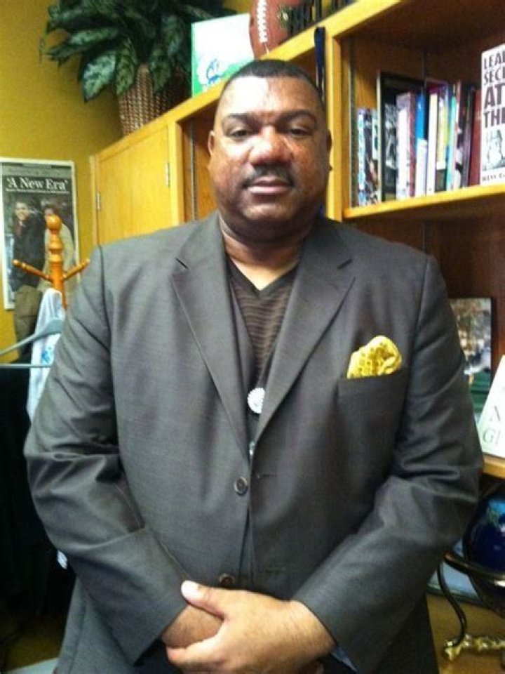 Bobby Abrams Biography, Age, Height, Wife, Net Worth, Family