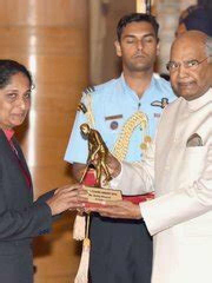 Bobby Aloysius Biography, Age, Height, Husband, Net Worth, Family