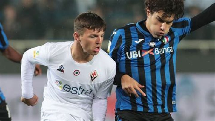 Wiki, Biography, Parents, Age, Height, Weight, Net worth, Girlfriend, Football Stats & More