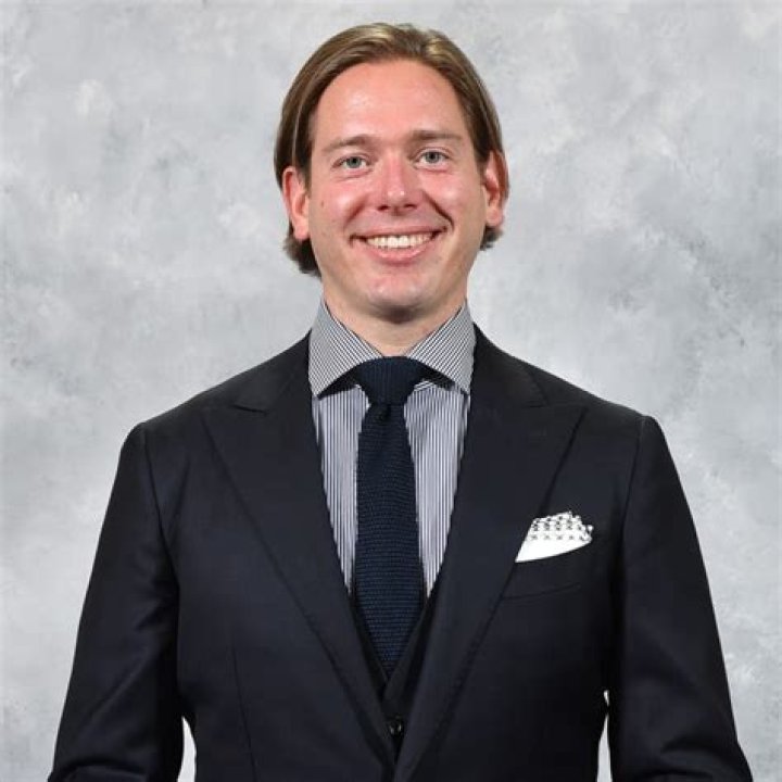 Brad Holland Biography, Age, Height, Wife, Net Worth, Family