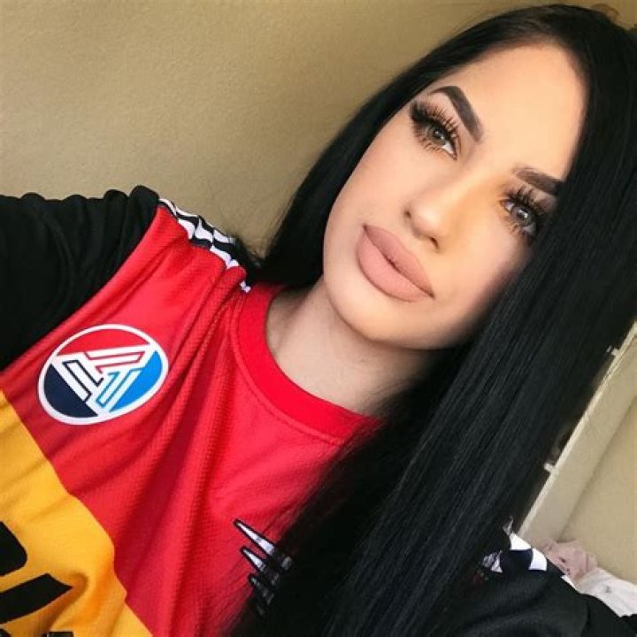 Astrology Birth Chart of Briana Murillo (Instagram Star) 2024