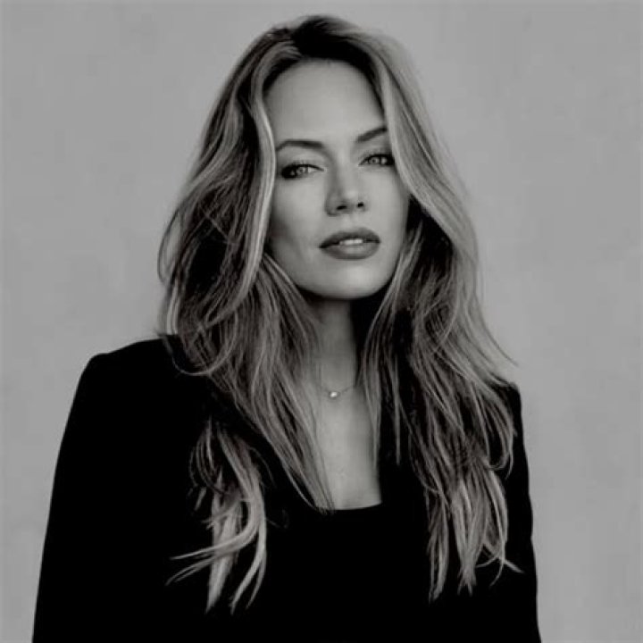 Brianna Wiest (Non-Fiction Author) - Age, Birthday, Bio, Facts, Family, Net Worth, Height & More