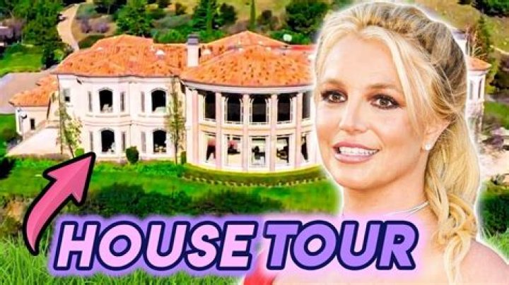 Take a Tour Inside Britney Spears’ Gorgeous Italian Villa