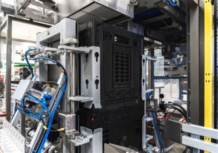 Britt Baker (Wrestler) - Age, Birthday, Bio, Facts, Family, Net Worth, Height & More