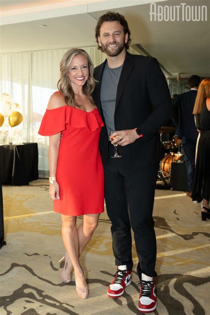 Brittany Decker Bio & Wiki: Net Worth, Age, Height & Weight